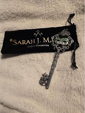 Lit Joy ACOTAR Spring Court Key Sarah J. Maas